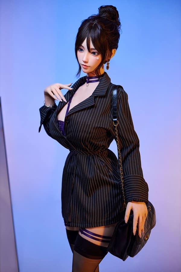 Kashiwagi Kanami Curvy Silicone Tempt (161cm) – Bezlya Doll - Image 4