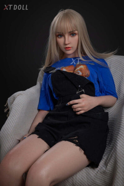 164cm/5ft5 C-cup Silicone Sex Doll – Lisa