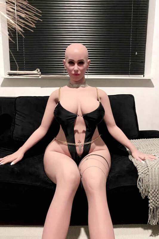 170cm/5ft7 G-cup Silicone Head Sex Doll – Lauren Evans - Image 16