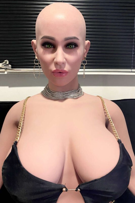 170cm/5ft7 G-cup Silicone Head Sex Doll – Lauren Evans - Image 15