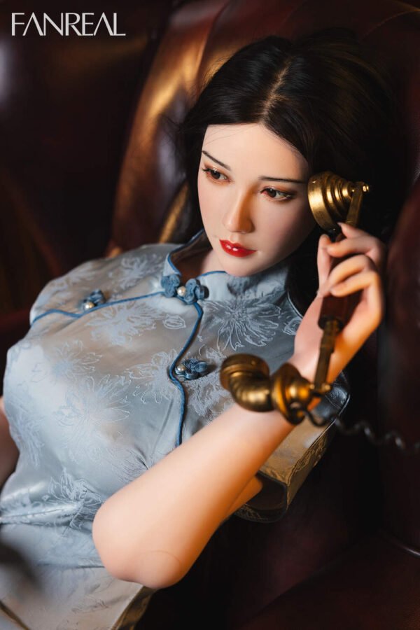 T109cm/3ft7 G-cup Silicone Sex Doll Torso – Vivi