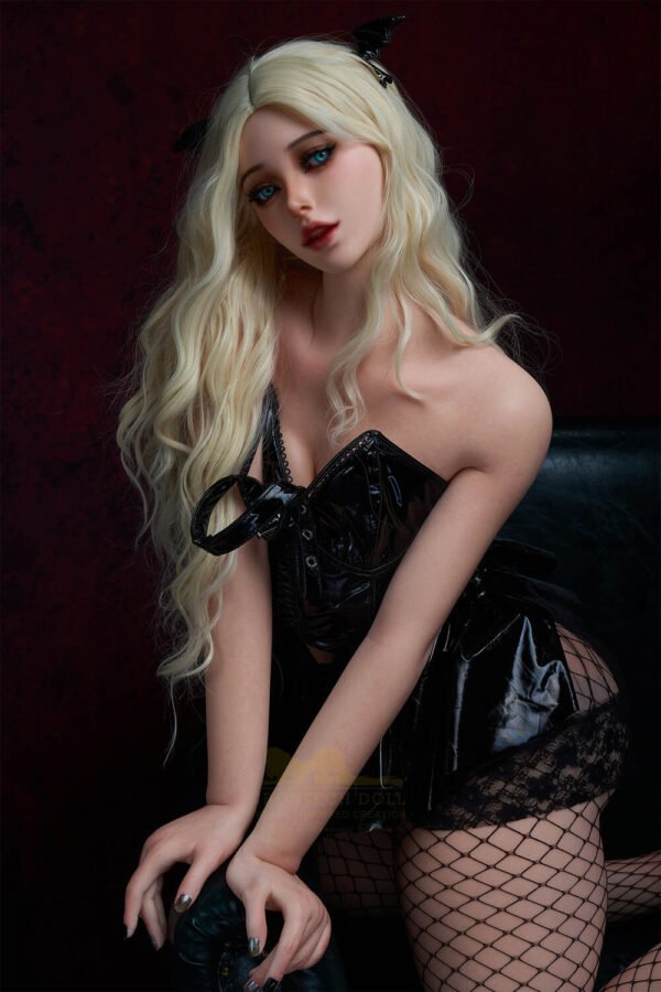 164cm/5ft5 F-cup Silicone Sex Doll – Vanessa [In Stock | EU Only] - Image 11