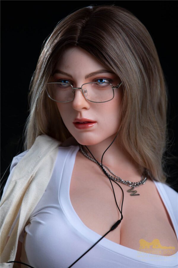 165cm/5ft5 G-cup Silicone Sex Doll – Fenny - Image 15