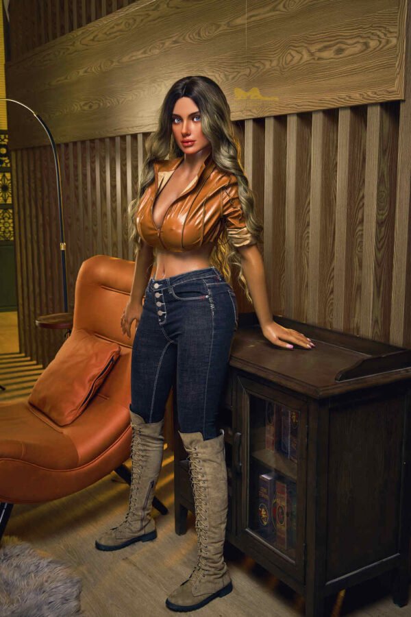 165cm/5ft5 G-cup Silicone Sex Doll – Emily Bart - Image 11